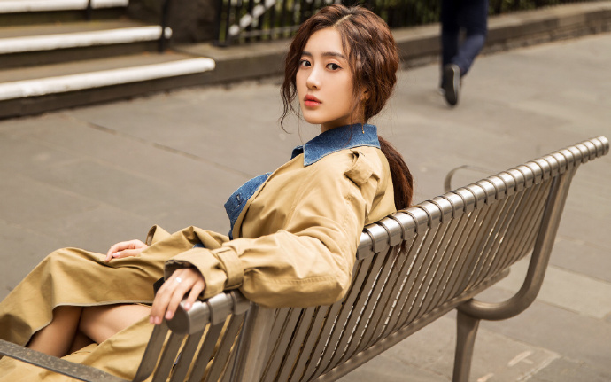 王毅会见巴基斯坦副总理兼外长达尔